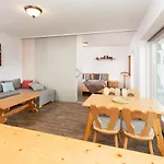 Villa Am First